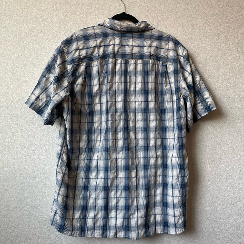Eddie Bauer Men’s Large Short Sleeve Button Up Shirt Blue & White - Picture 2 of 6